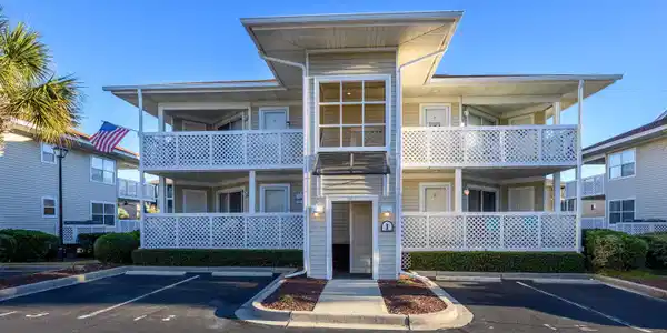 300 Shorehaven Dr.