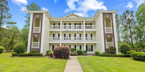 1204 River Oak Dr.