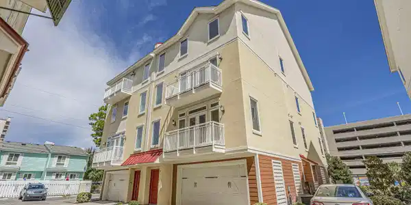 7401 N Ocean Blvd.