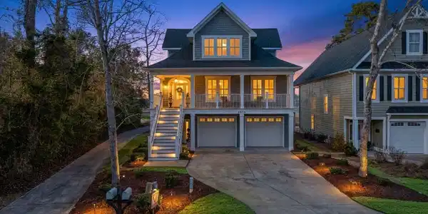 4939 South Island Dr.