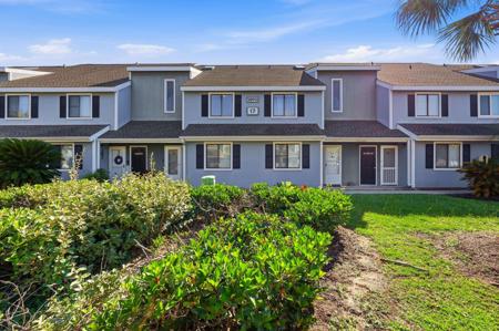 1890 Colony Dr.