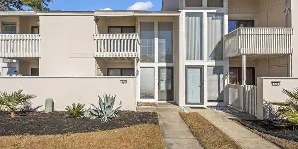 1000 11th Ave. N