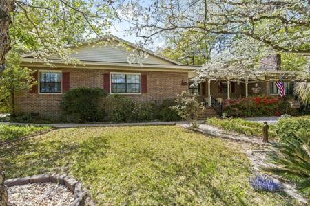 2239 Jackson Circle