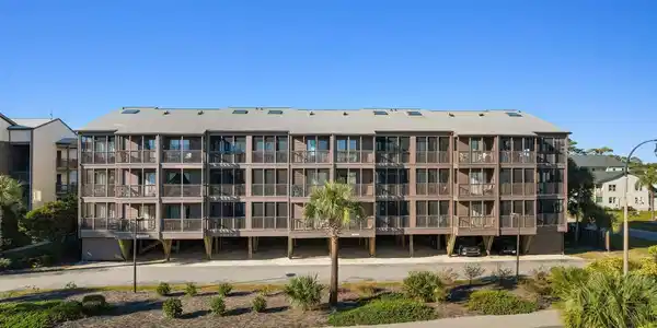 207 N Ocean Blvd.