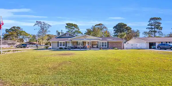 1014 Thomas Ave.