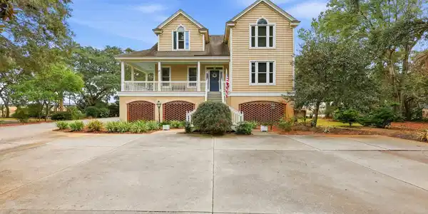 22 Salt Creek Pl.