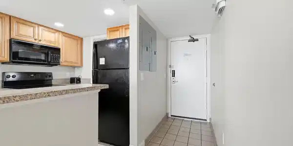 Image 4 Image 4