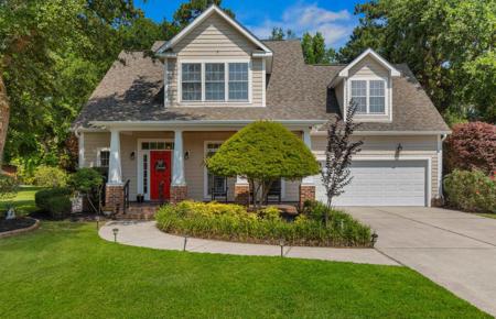 4004 Bayfield Loop