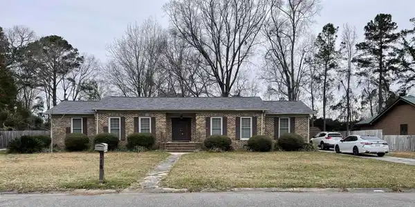 18 Plantation Dr.