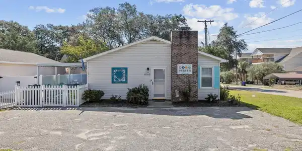 1913 Hillside Dr. S