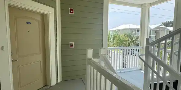 Image 2: Doorway to property