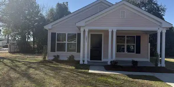 1001 Spivey Ave.