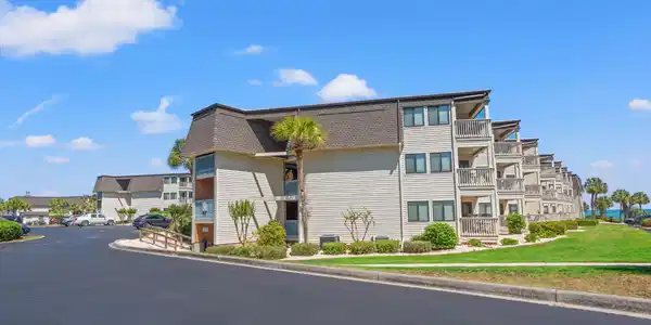 5601 Ocean Blvd. N