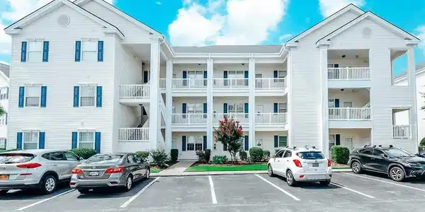 901 W Port Dr.
