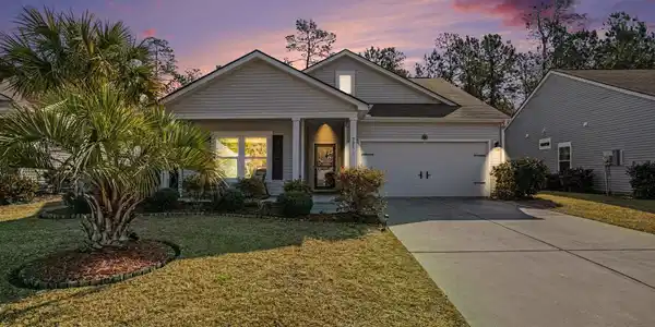 721 Devon Estate Ave.