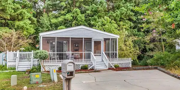 738 Oliver Dr.