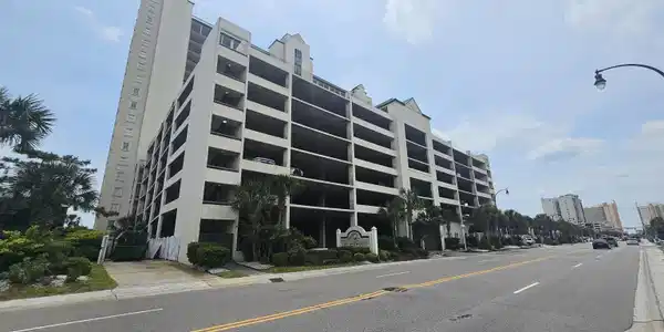 102 N Ocean Blvd.