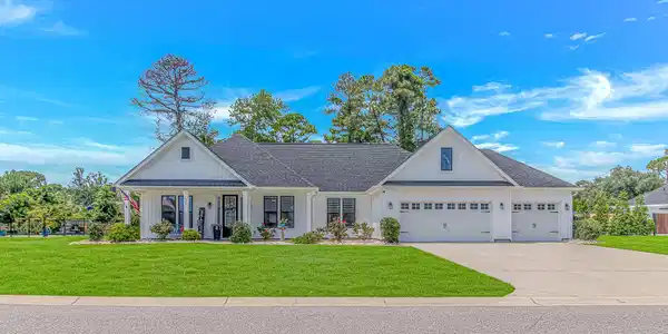 650 Pacific Commons Dr.