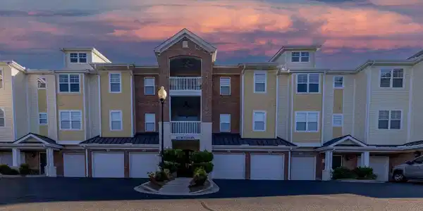 6203 Catalina Dr.