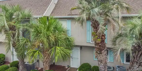 926 Villa Dr.
