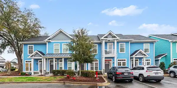 812 Moen Pl.