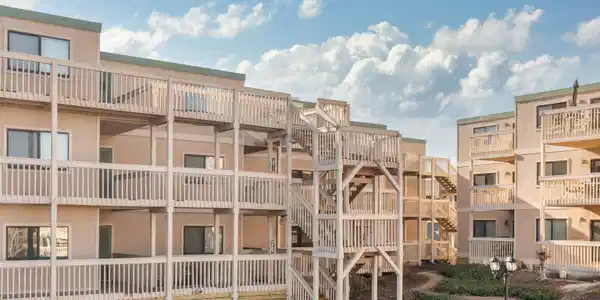 9661 Shore Dr.