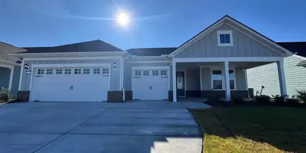 1512 Crested Iris Way