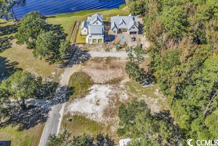 4944 Riverside Dr.