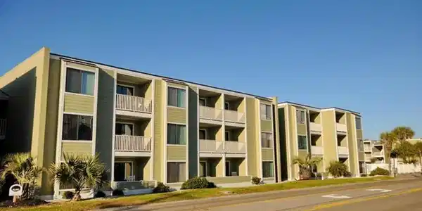 4801 N Ocean Blvd.