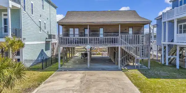 336 50th Ave. N