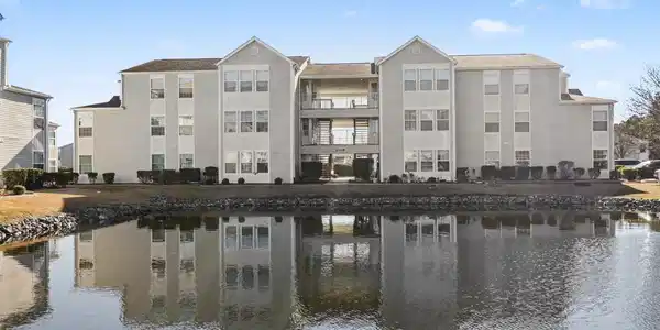 2268 Clearwater Dr.