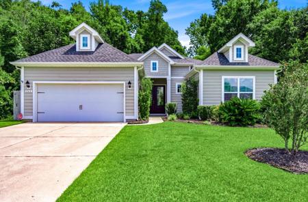242 Hyacinth Loop