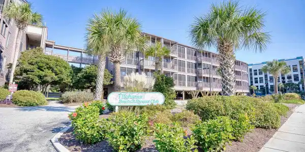 207 North Ocean Blvd.