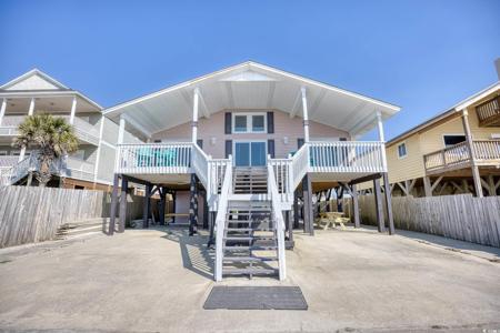 2402 N Ocean Blvd.