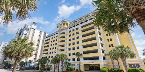 2000 N Ocean Blvd.