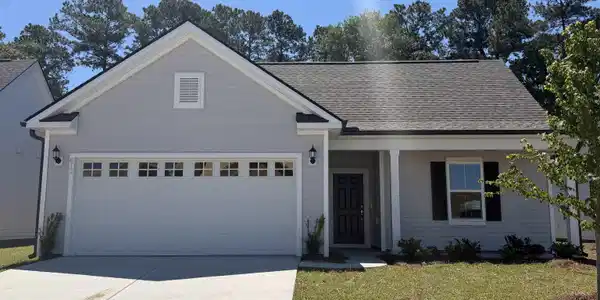 673 Palm Bay Dr.