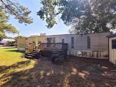 2521 Ridge St.