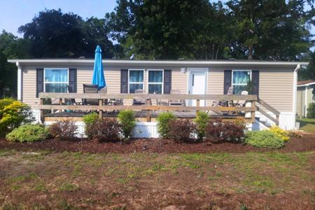 1617 Crystal Lake Dr.
