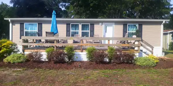 1617 Crystal Lake Dr.