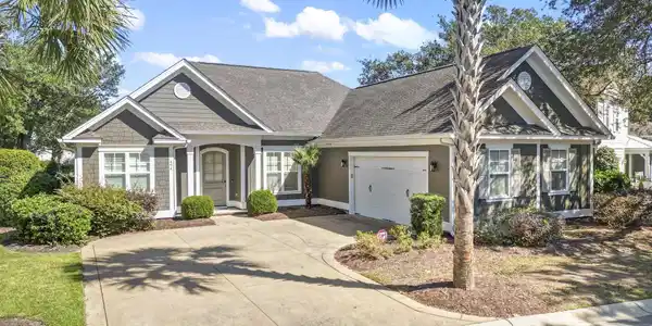 494 Banyan Place