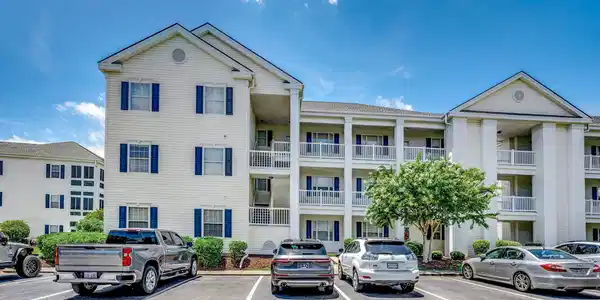 901 West Port Dr.