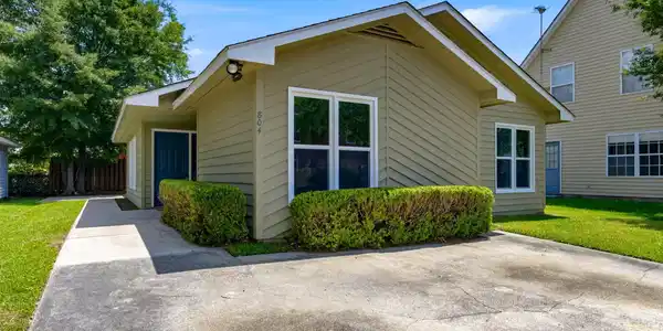 804 Mary Ana Ct.