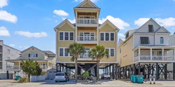 132 N Waccamaw Dr.