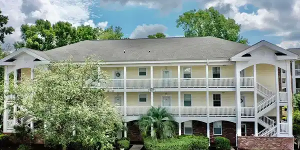 687 Riverwalk Dr.