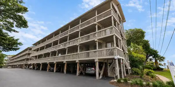 200 Maison Dr.