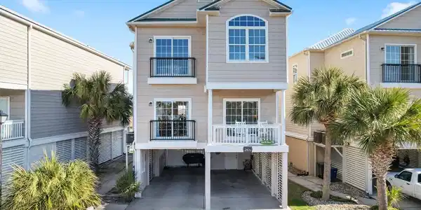 2414 Pointe Marsh Ln.
