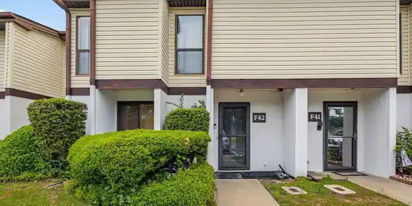 1012 Possum Trot Rd.