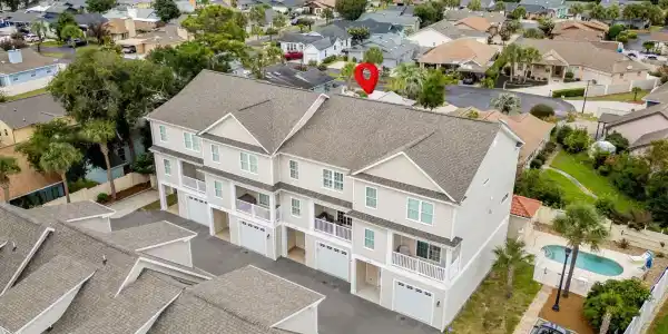 600 9th Ave. S