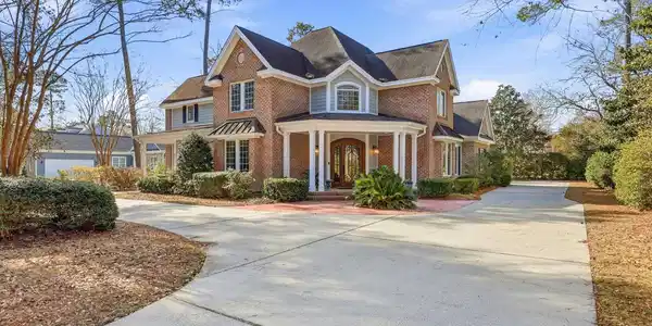 16 Golden Bear Dr.
