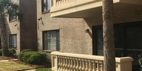 10100 Beach Club Dr.